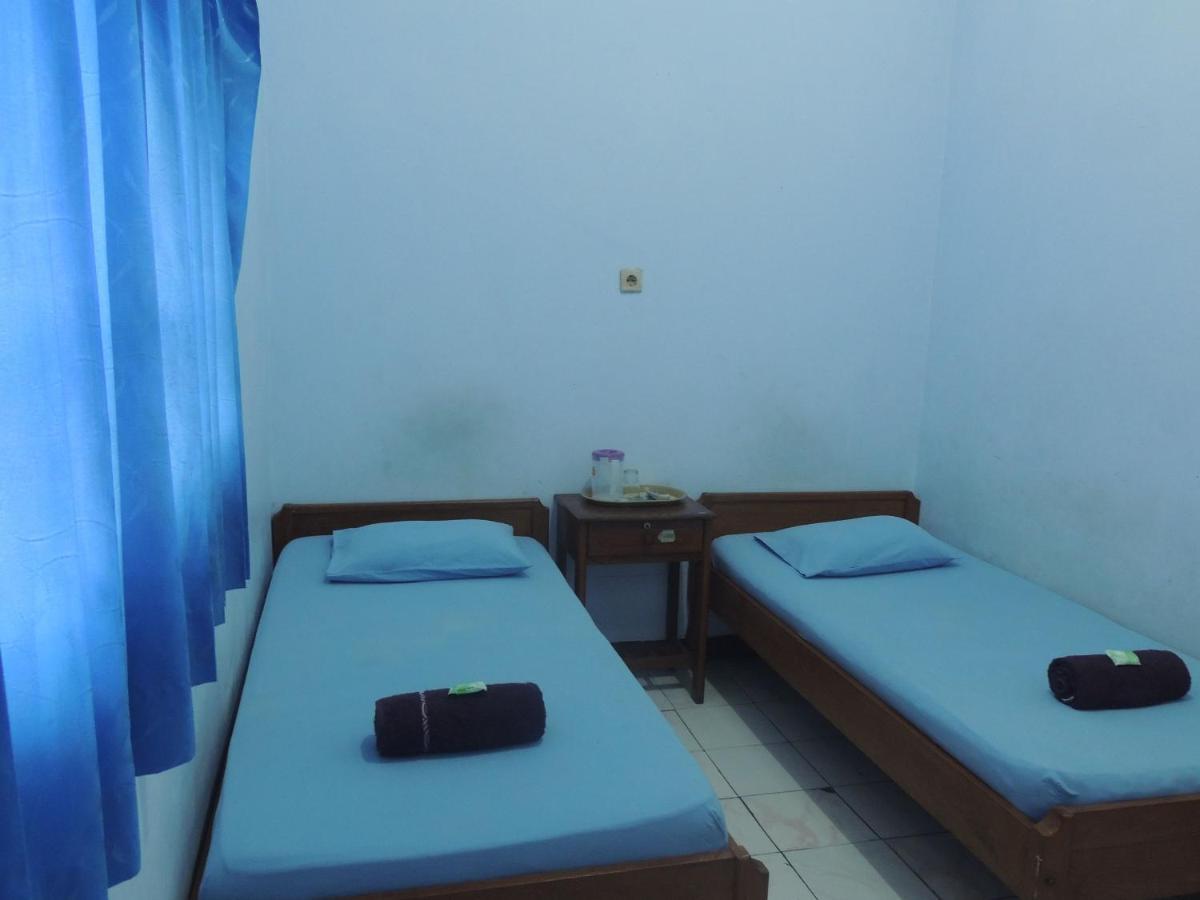 Hotel Sejahtera Kebumen Extérieur photo