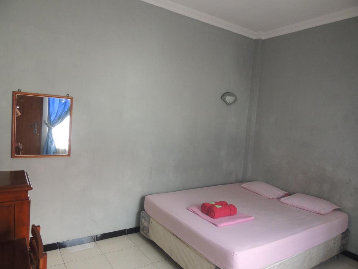 Hotel Sejahtera Kebumen Extérieur photo